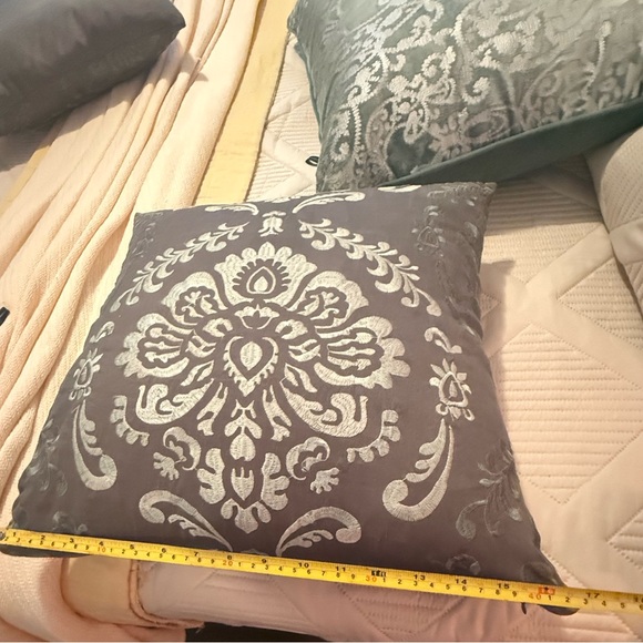 Elegant Gray and green Decorative Pillows - Picture 3 of 4